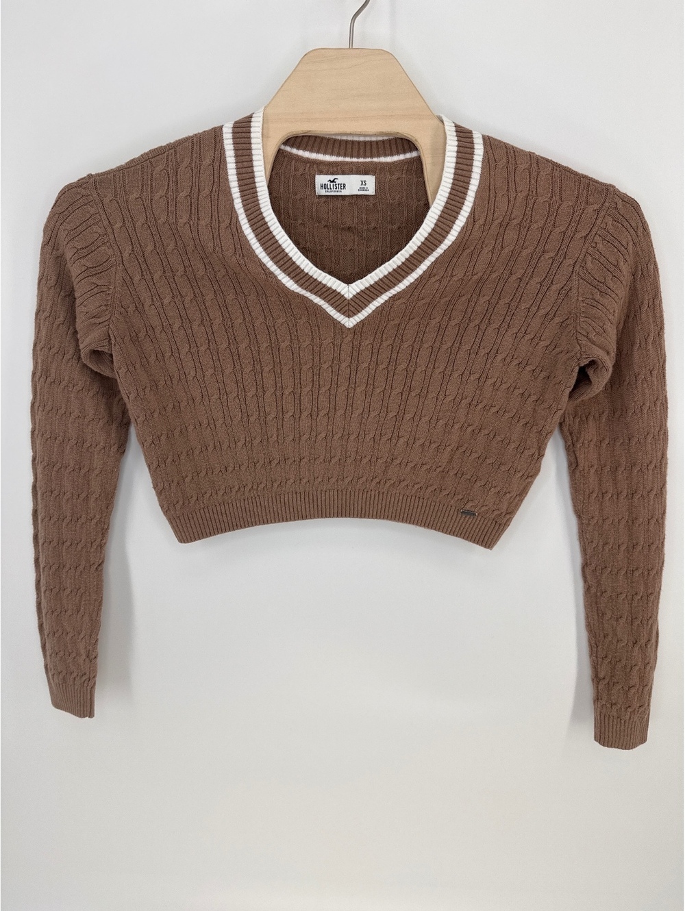 Hollister Women's Cropped Cable Knit Sweater, Size XS